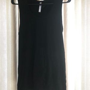 Fabletics size large black tank top with open back